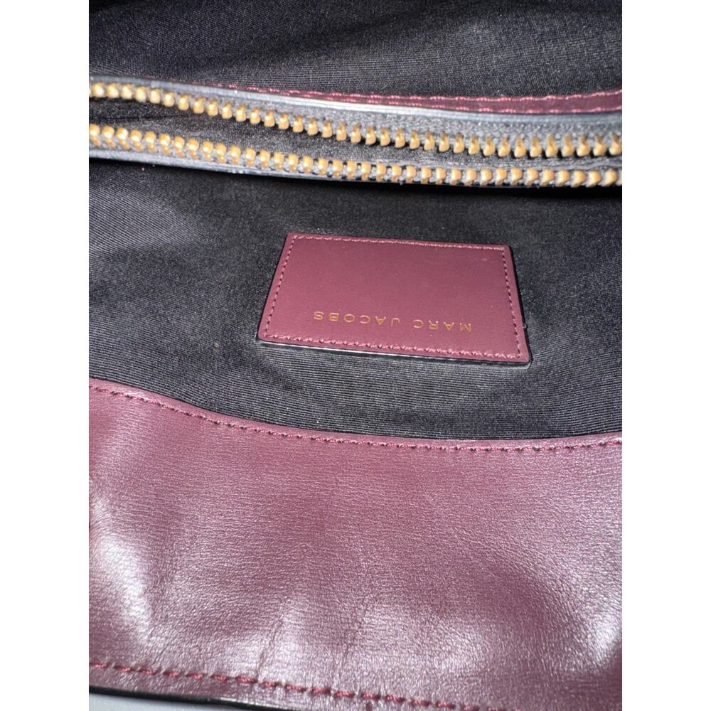 Marc Jacobs Burgundy Leather Madison North South Tote Hand Bag - Picture 10 of 13